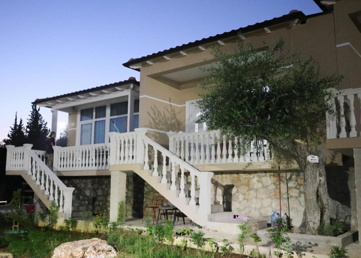 Essos Villas Dhërmi Buitenkant foto