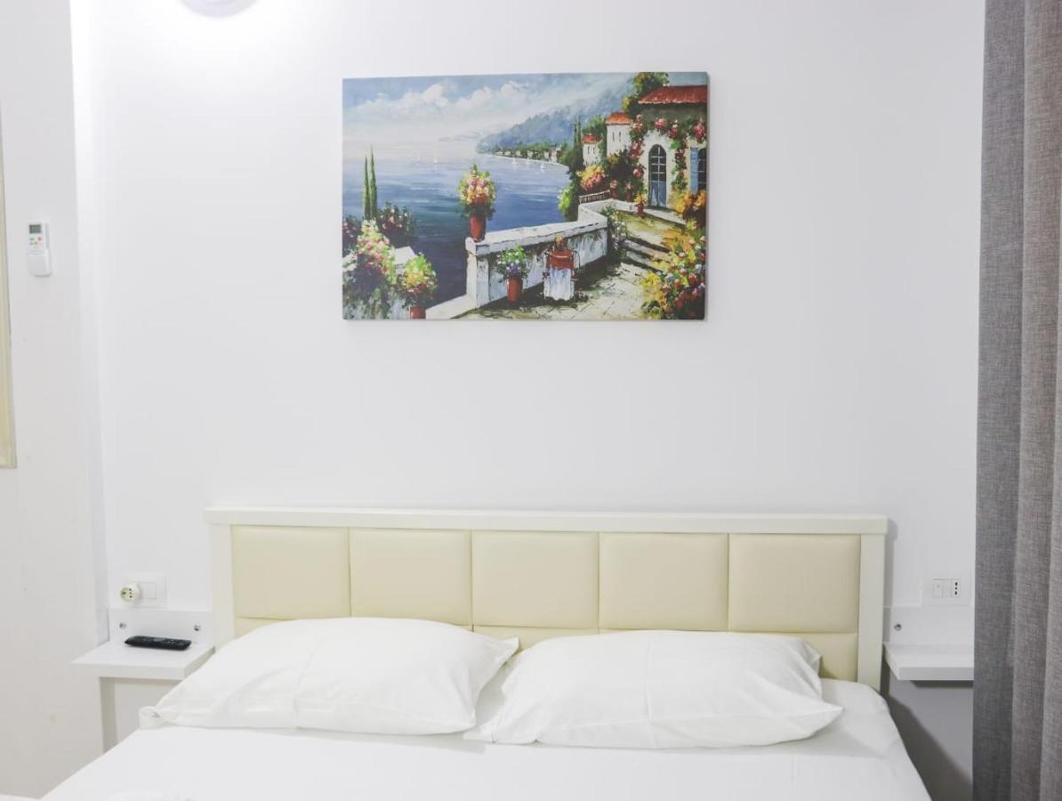 Essos Villas Dhërmi Buitenkant foto