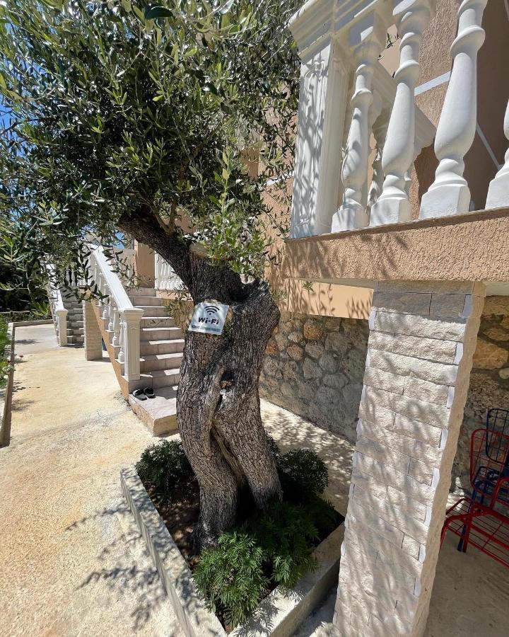 Essos Villas Dhërmi Buitenkant foto