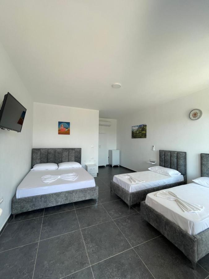 Essos Villas Dhërmi Buitenkant foto