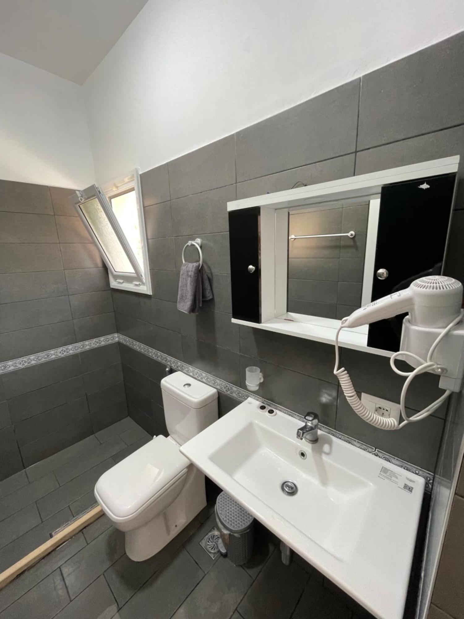 Essos Villas Dhërmi Buitenkant foto