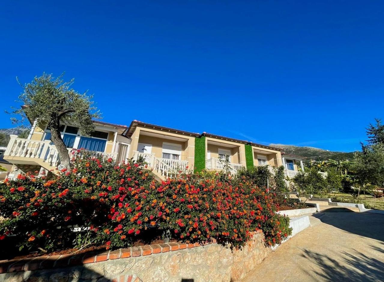 Essos Villas Dhërmi Buitenkant foto