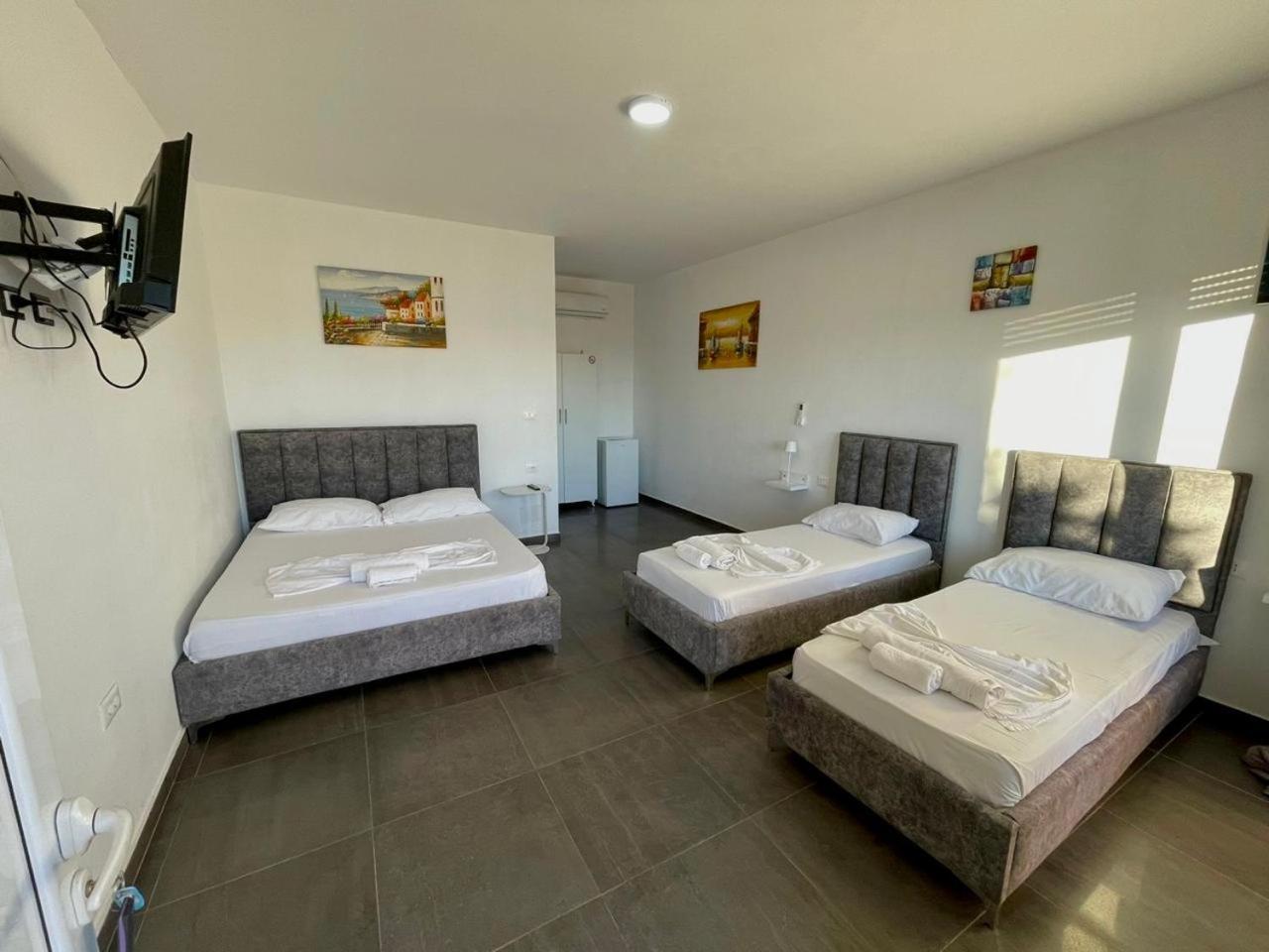 Essos Villas Dhërmi Buitenkant foto